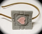 Portal Companion Cube head band (gold)