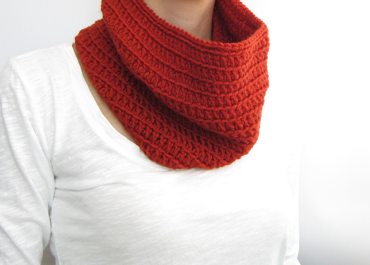 Autumn cowl, red fall neck warmer
