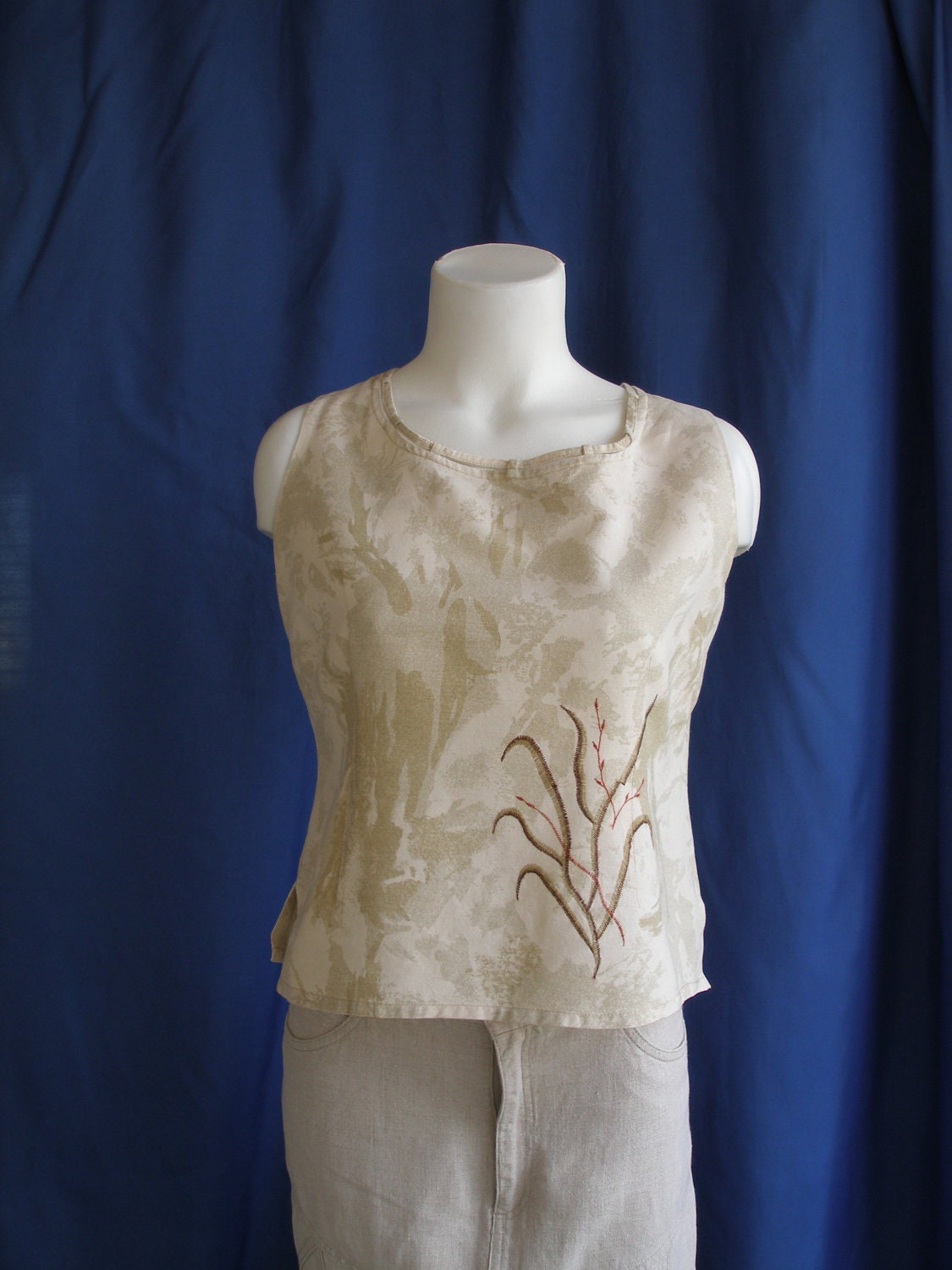 Vintage Linen Embroidery Top/Blouse, size M-L