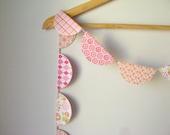 pink orange paper garland, bunting nursery garland, scalloped kids room decor - HoopsyDaisies