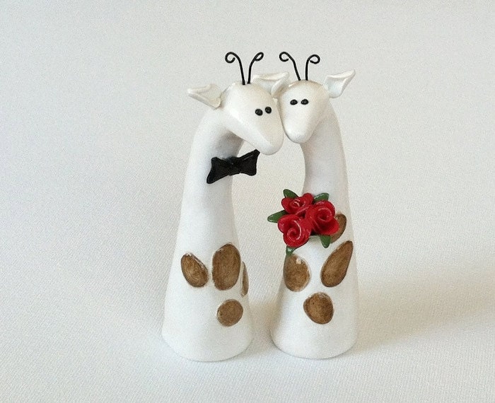 Wedding Cake Toppers - Giraffes Handmade Polymer Clay Cake Topper - Madame et Monsieur Giraffe