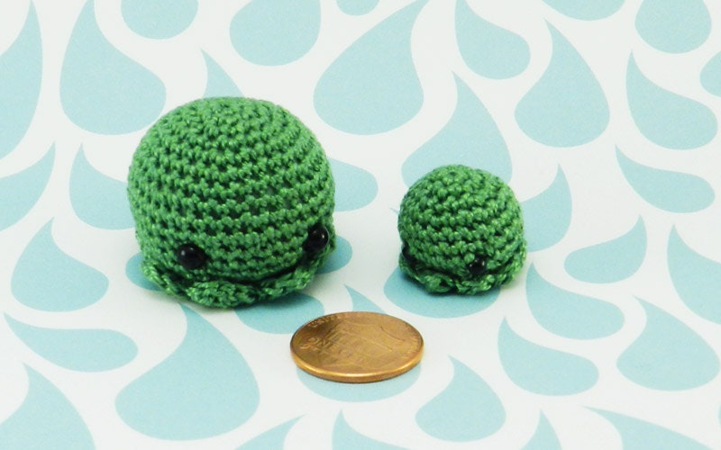 Jumbo MiniPus (Green) - Miniature Octopus Amigurumi Doll Plush