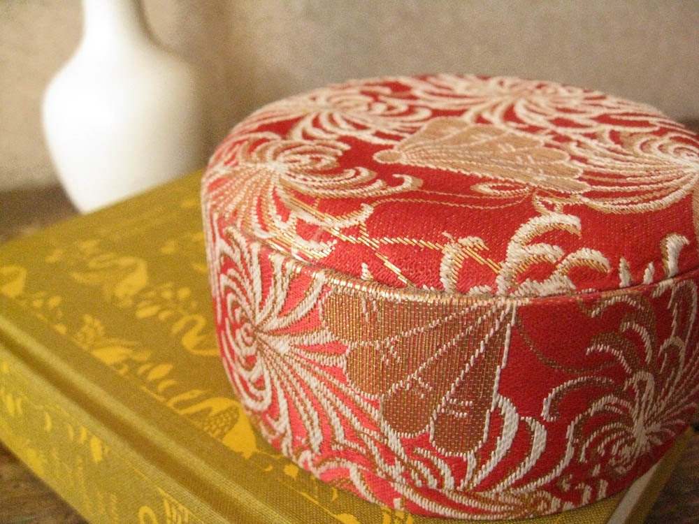 Vintage round fabric-covered trinket box with lid