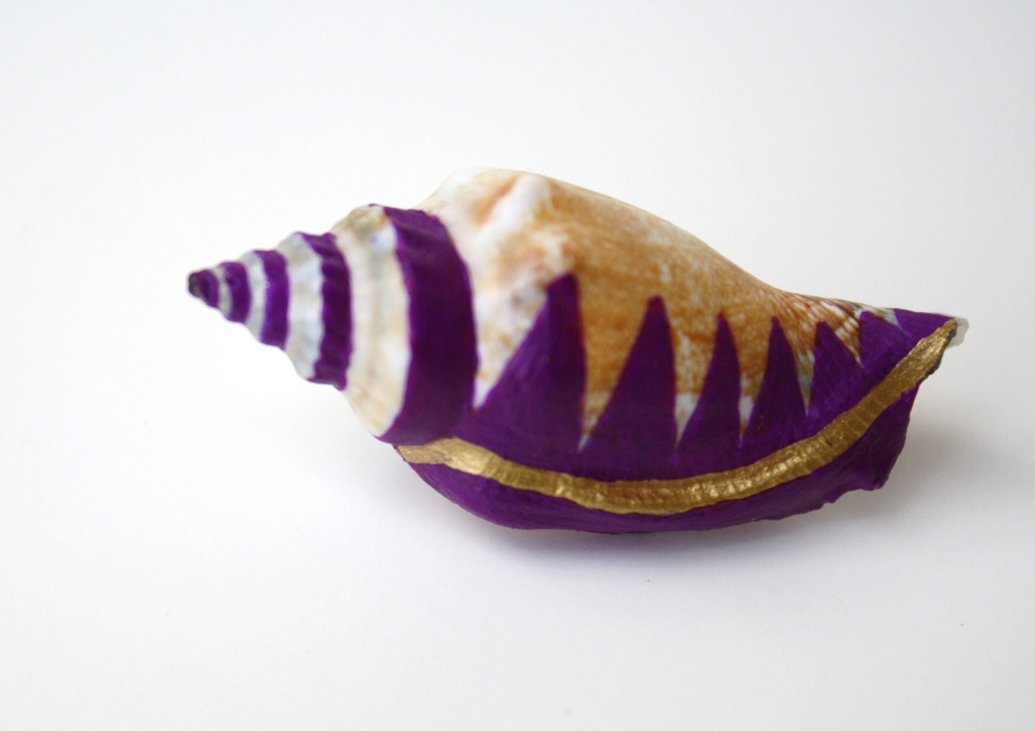 Purple Gold Sea Shell Vase Brooch - Shell Pin, Planter Pin, Lapel Pin, Sea Shell, Bud Vase, Wedding Boutonniere, Art Deco, Tribal