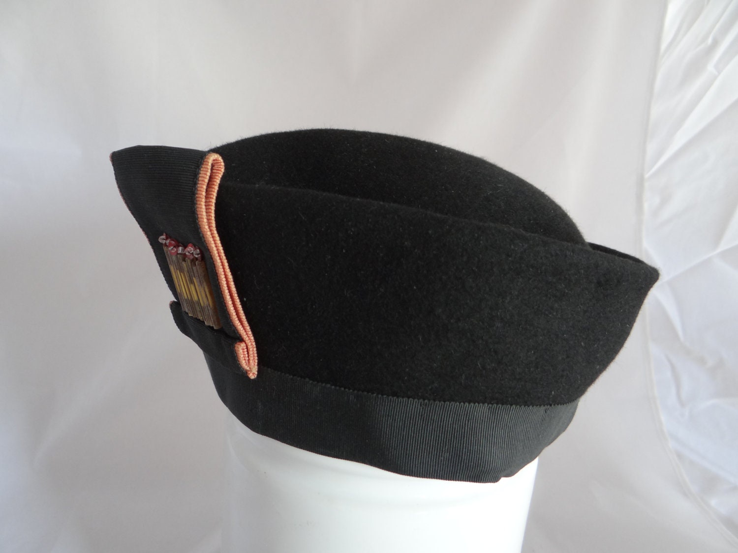 Vintage 1940s Stix Baer & Fuller French Room New York Tilted Beret Felt Hat with Beaded Matchstick Detail