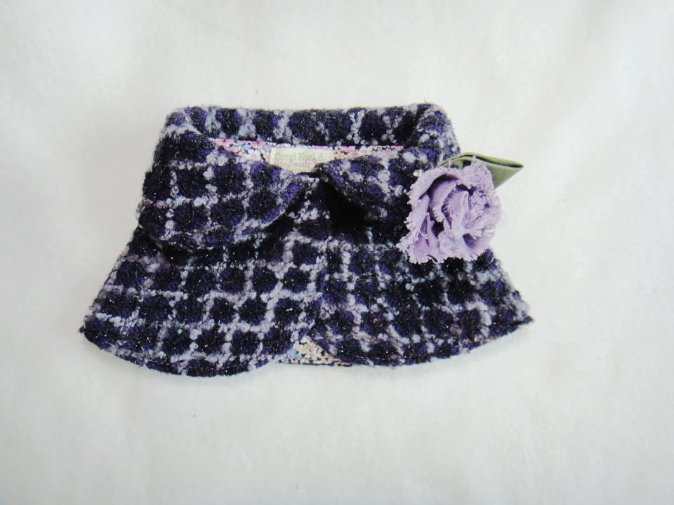 Dog cape reversible Shimmer woolly purple cape with floral cotton lining and rose brooch for small dogs (size SL)