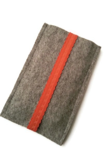 iPhone Sleeve. iPhone Case for iPhone3, iPhone4 with Orange Elastic Band- Grey Felt- Cell Phone Case- iPod Touch Case