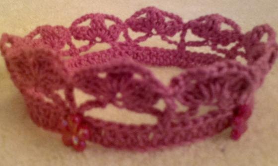 DAINTY CROCHET baby crown TIARA headband 100% cotton-Newborn photography reborn dolls waldorf dolls/ Photo prop