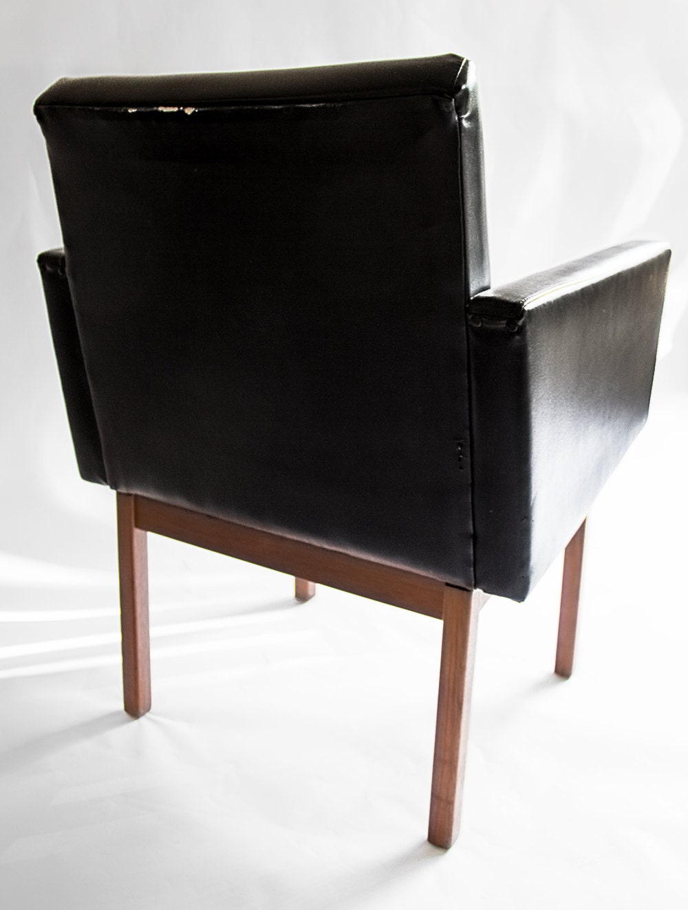Mid Century Lounge Chair - Modern, Danish, Retro, Side, Armchair, Industrial, Black, Leather, Wood