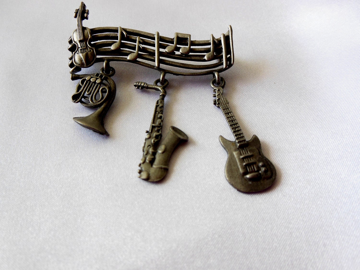 Vintage Musical Instrument Brooch by JJ