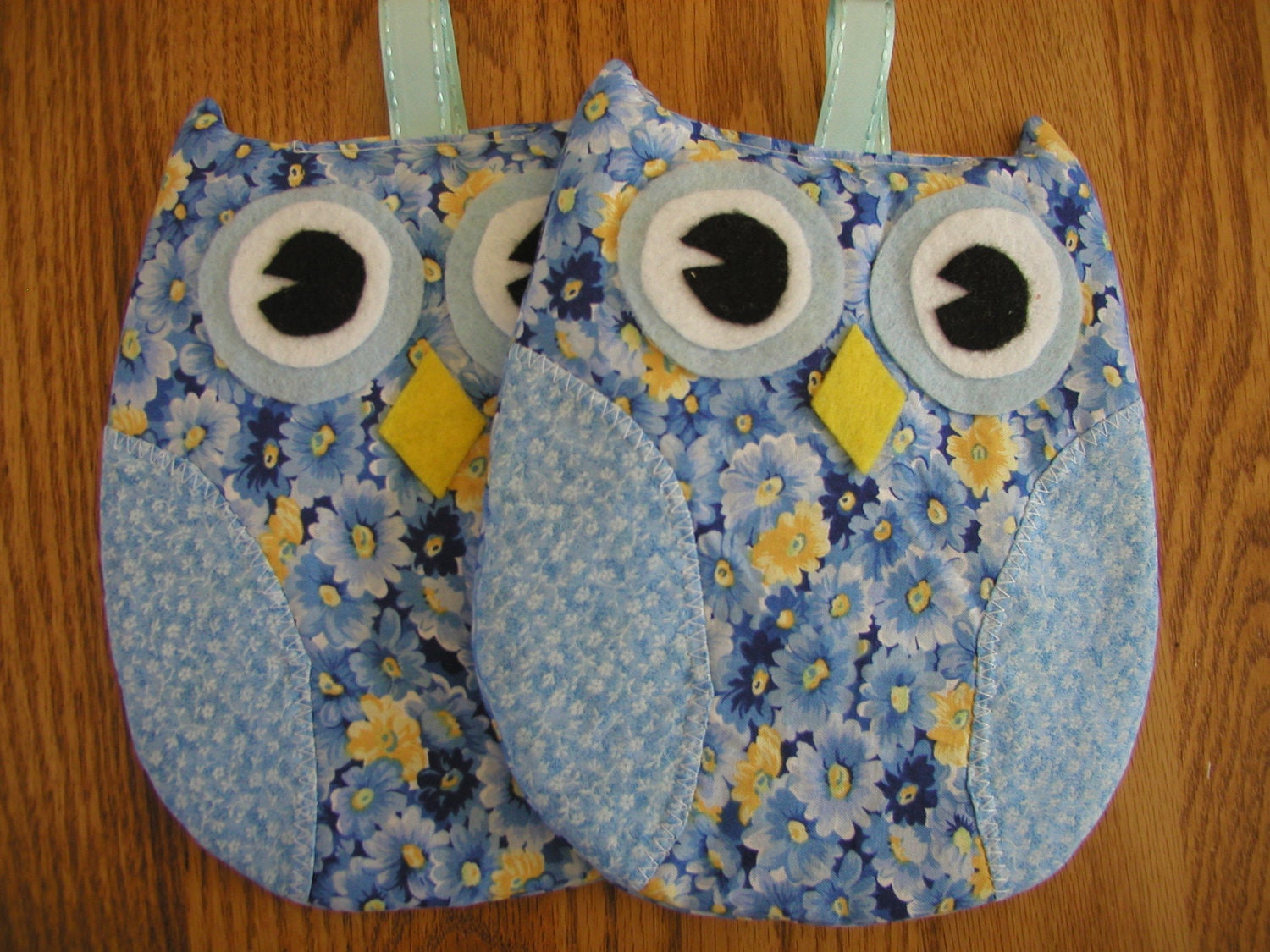 Hot Who Potholders (2) Handmade By Me... So Cute.