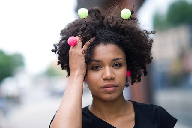 handmade bee headband with yellow pompoms fluorescent neon fascinato, pom pom, pompon by bimabejbe