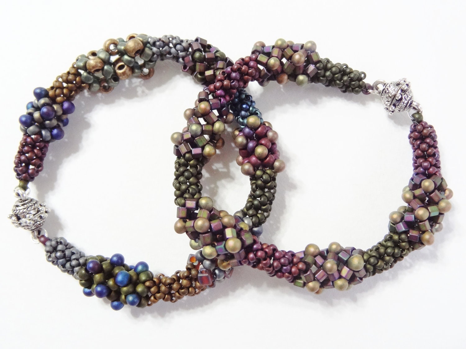 Matte Matters: A bead woven diamond stitch bracelet