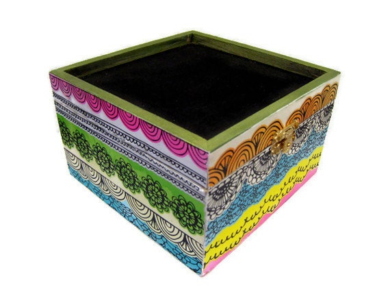 Decoupage Chalkboard Box - Wooden Box with a Chalkboard Lid Decoupaged in a Colorful Print - Lovefortheworld