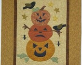Quilted Wall Hanging Stacked Pumpkins