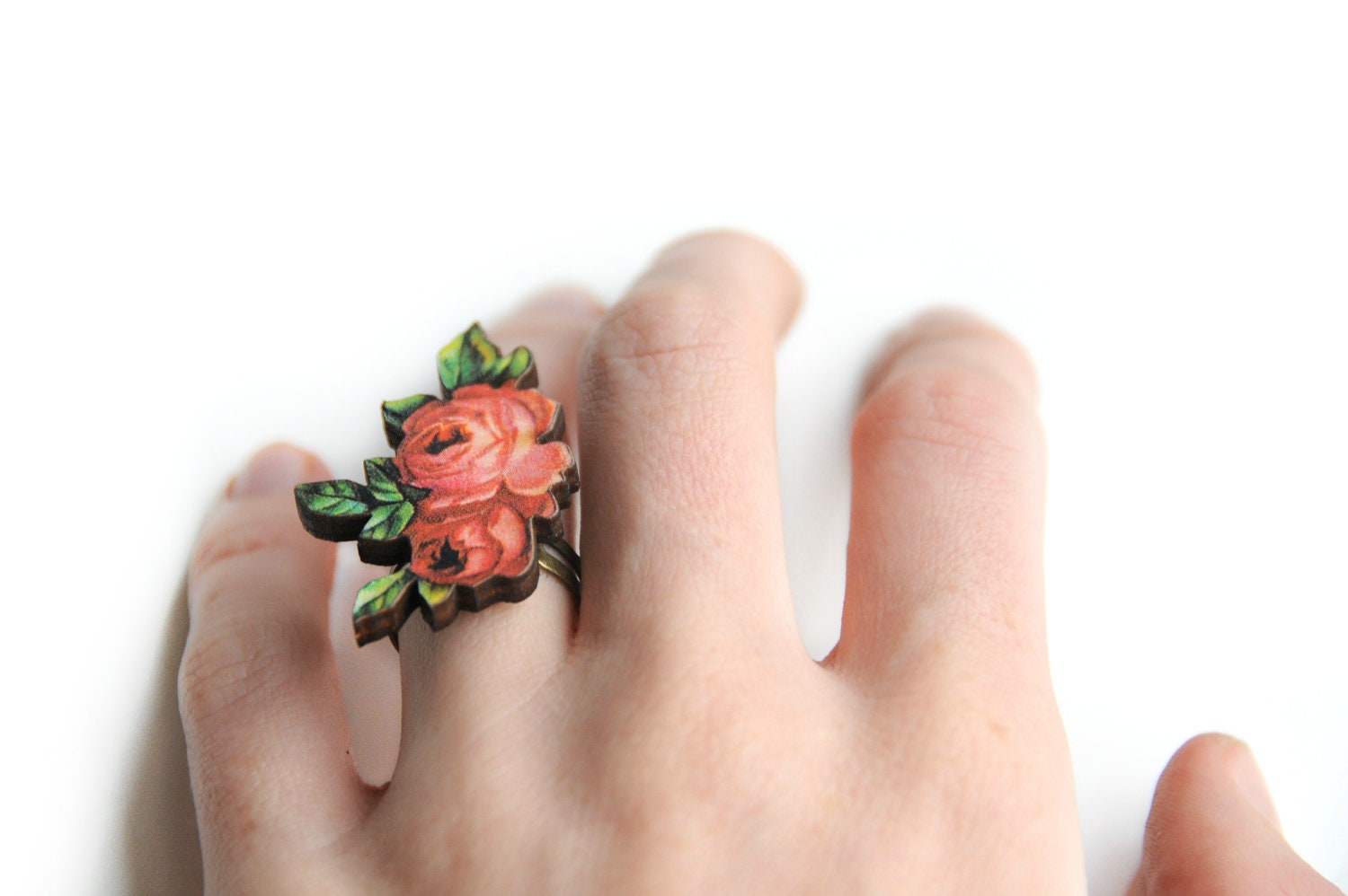 Valentine - Valentines day Rose Wooden Ring - Laser cut wooden red roses - wood ring - gift for her - adjustable - SnaaraBaaraBijoux