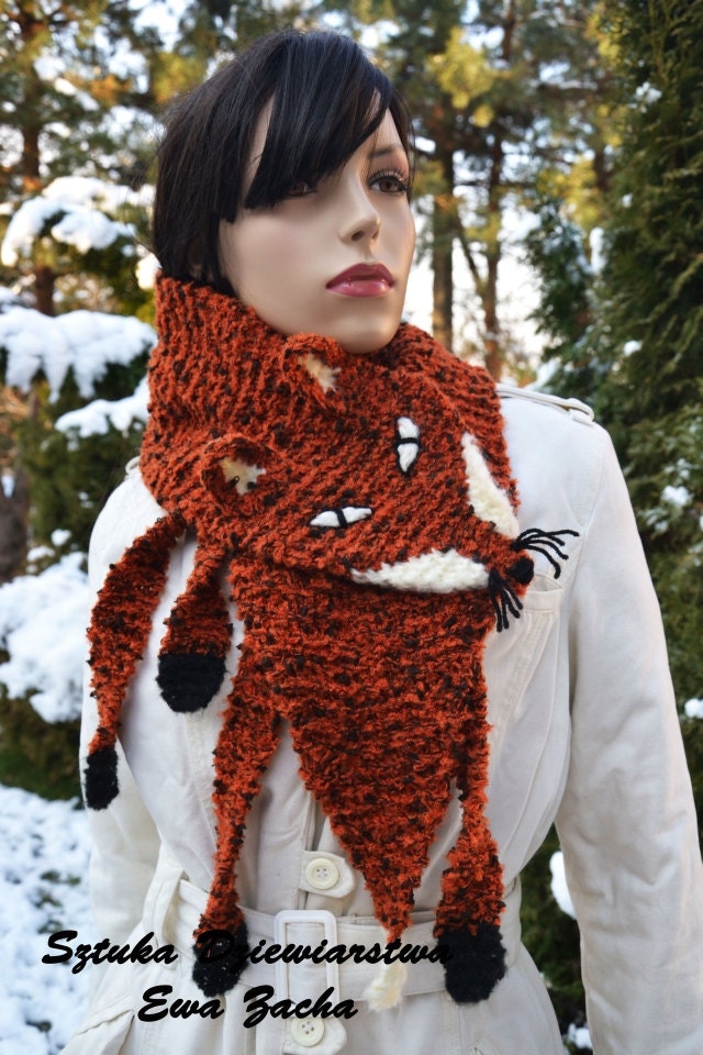 Hand Knit Fox Scarf  in Red Orange , renard echarpe