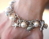 Beach Themed Charm Bracelet w/ Sea Horse, Shell and Starfish Charms