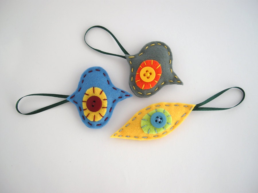 Christmas tree ornaments - Felt retro shapes in grey, blue, yellow - Christmas decorations