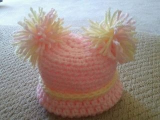 Infant pom pom hat
