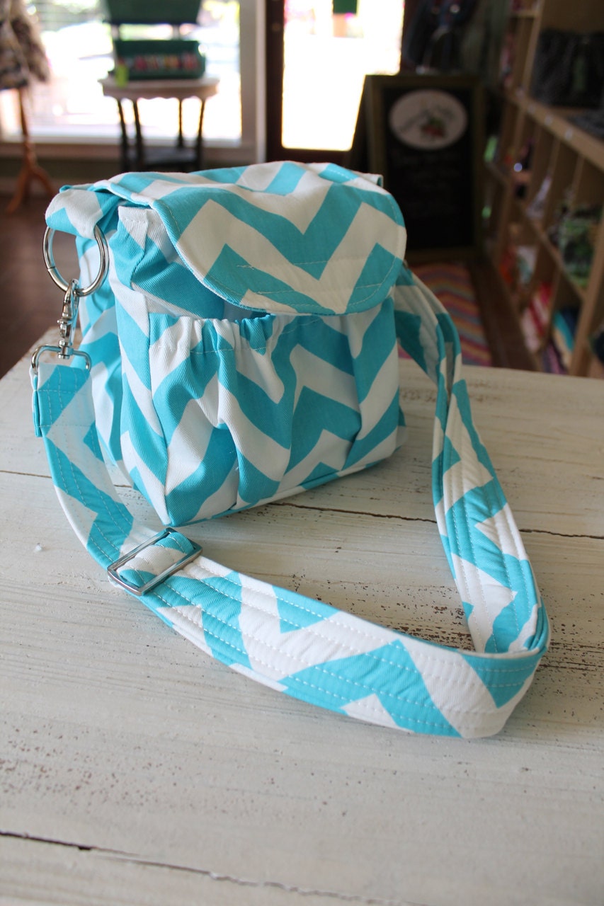 Twirly Girly Blue and White Chevron Zigzag Padded Camera Bag Cannon Rebel 55mm