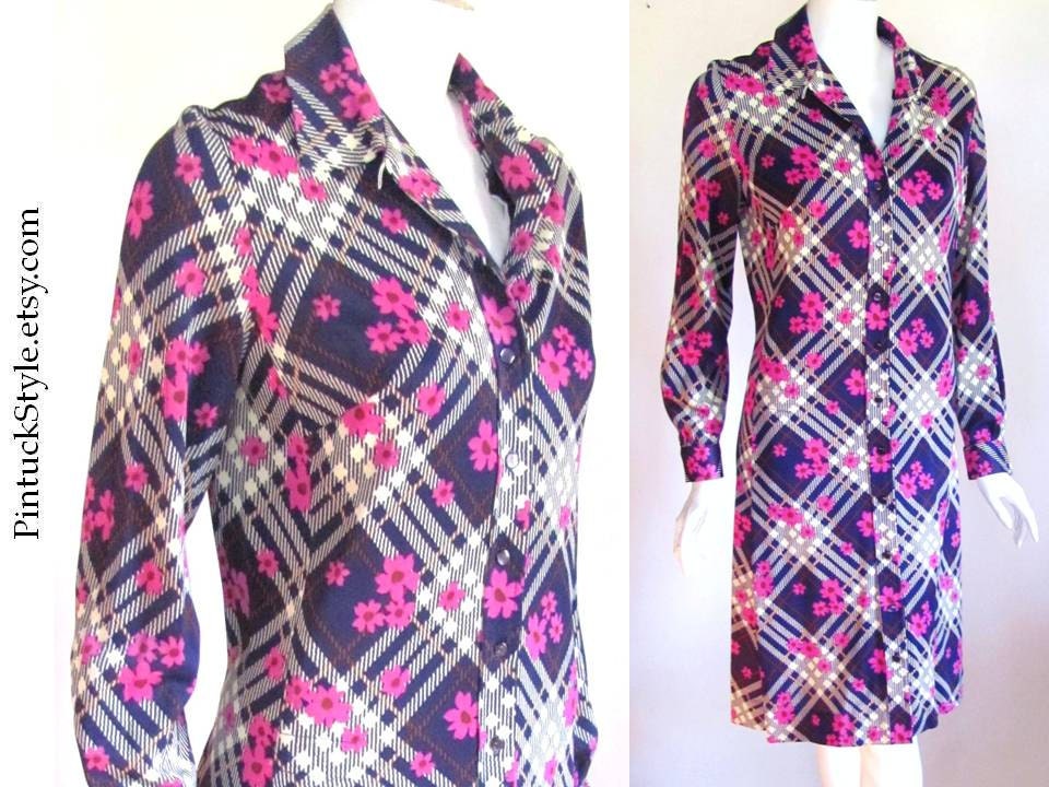 SALE 70s Shirt Dress , Vintage Dress , 1970s Retro Style Dress , Jersey Knit Secretary Dress , Navy Plaid Print with Flowers , Medium size - pintuckstyle