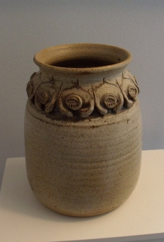1970s signed studio pottery crock or vase - Art nouveau styling - Very nice condition