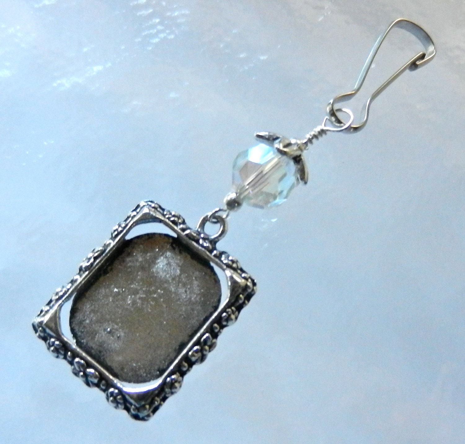 Wedding bouquet photo frame charm. Crystal memorial charm