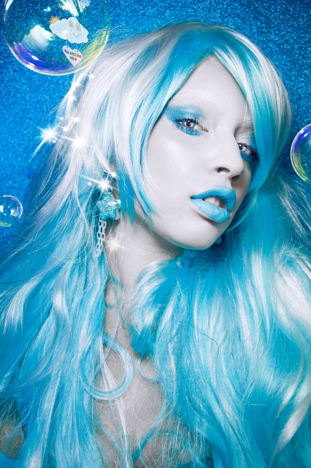 made to order Alex Metal Clown's Sky Blue Star Explosion Baby Plastic Chain Drop Shooting Star Dangle Fish Hook Earrings