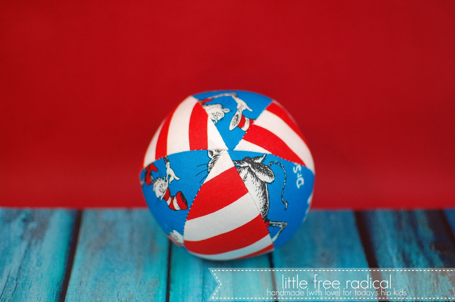 Dr Seuss Cat in the Hat  - Small (4") Cloth Ball