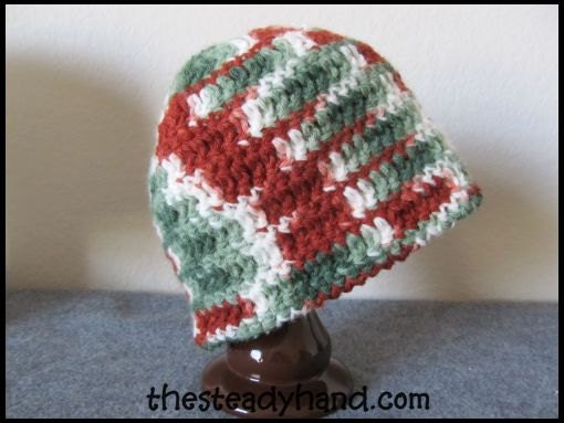 Toddler Green and Red Beanie (1 to 3 years) B120