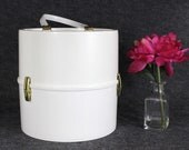 White Wig Case Plastic Hat Handled Carrier