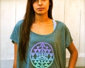 OMBRE FADE Sri Yantra Sacred Geometry Yoga Loose Crop Top - Mossy Green