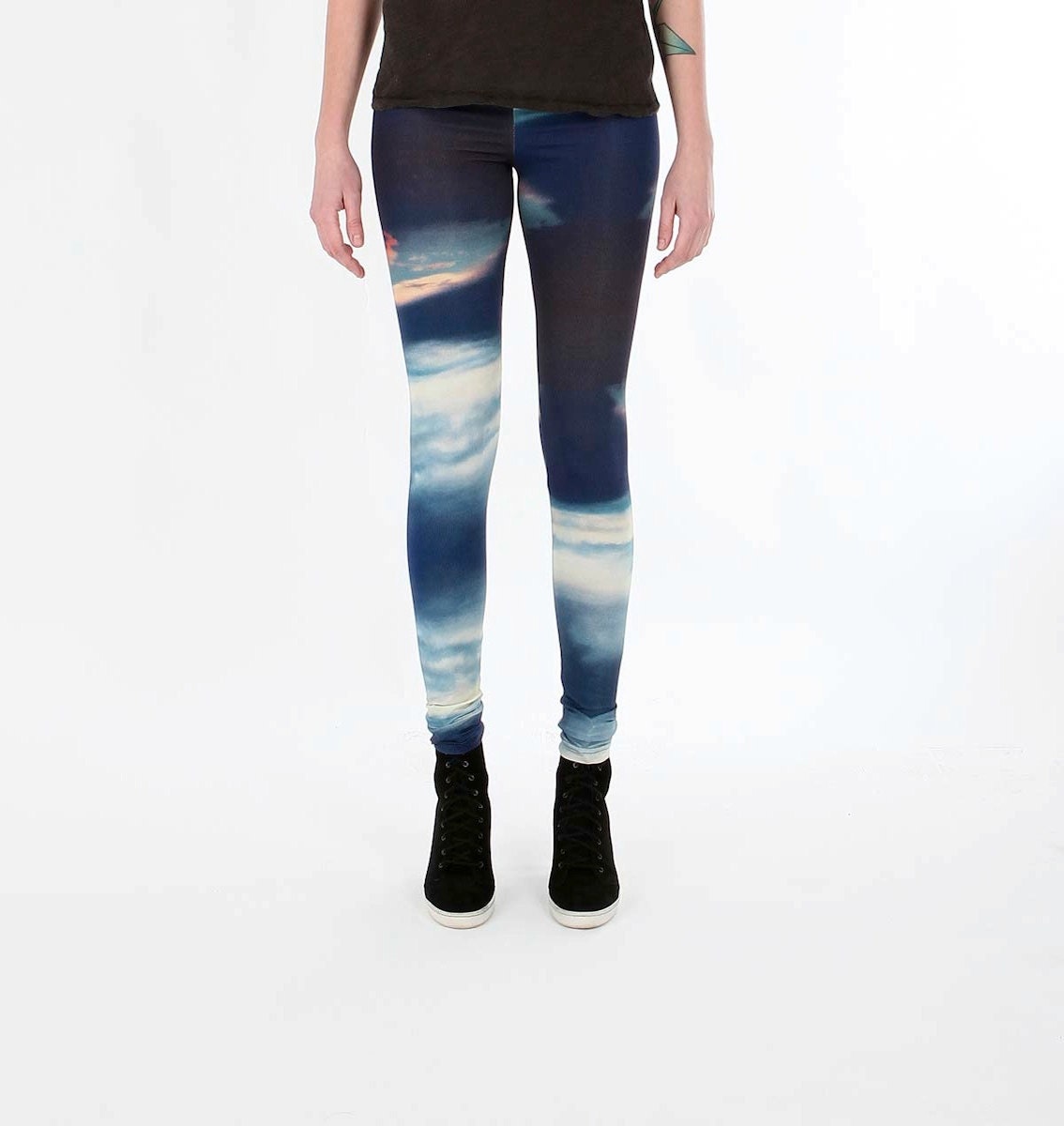 SUNSET pattern. Woman ECO friendly BAMBOO leggings.