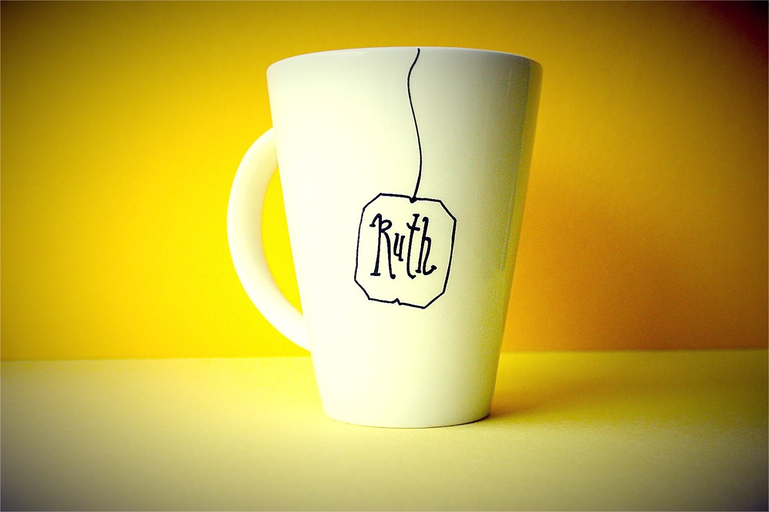 Hand painted Mug Cup Tasse Tazza Taza personalized minimal design stunning effect