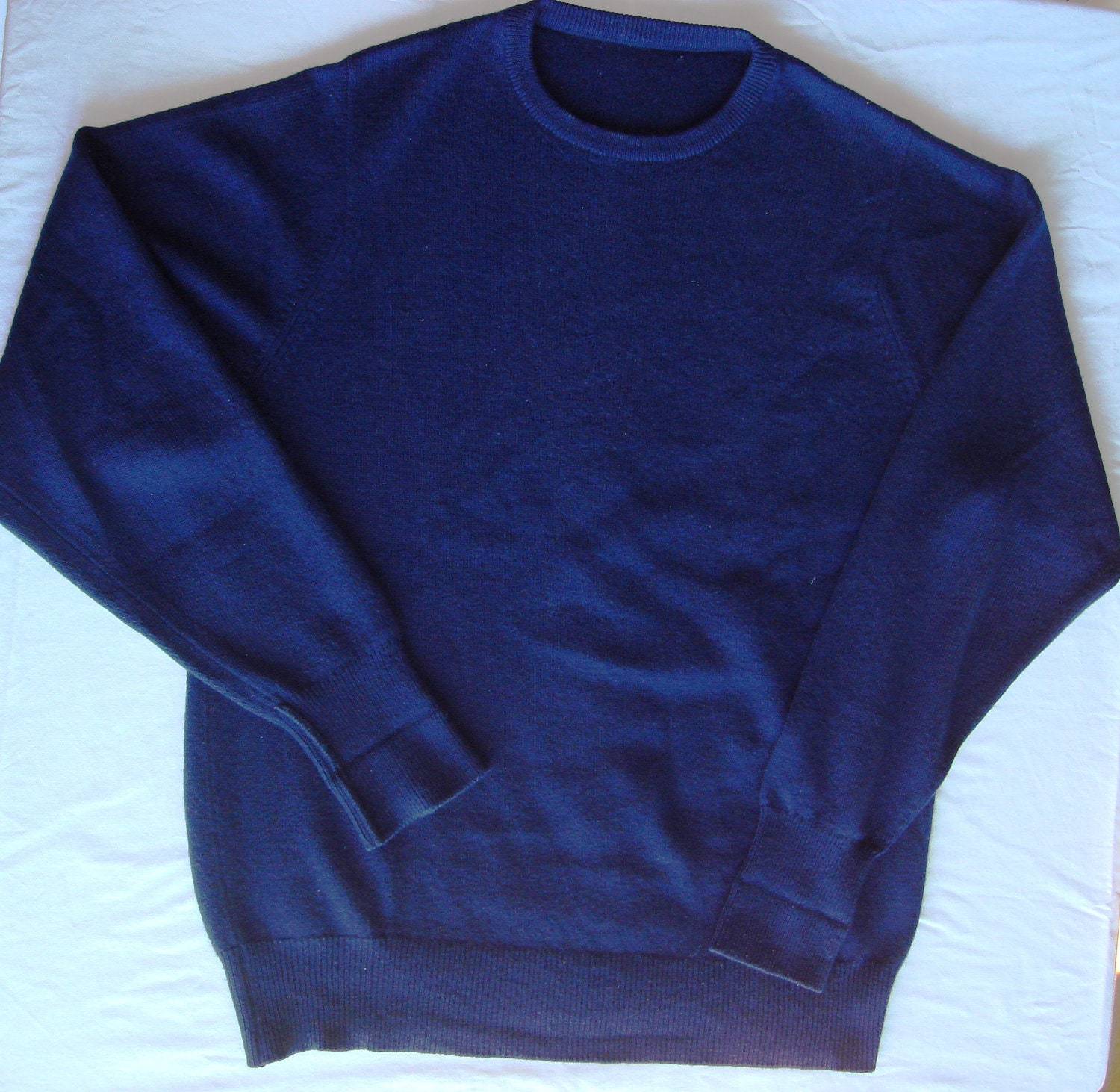 Vintage Cashmere navy blue men sweater,good condition,great price