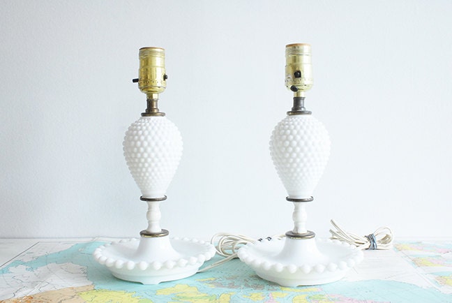 Bedside bedside Glass of glass lamps milk Milk Lamps Vintage SALE Working Hobnail Pair White Bedside bedside Glass of glass lamps milk Milk Lamps Vintage SALE Working Hobnail Pair White