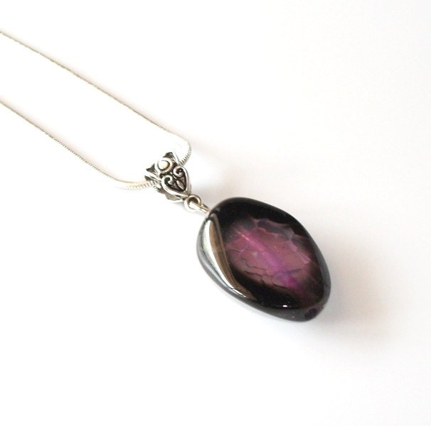 Dragon's Vein Agate Necklace - Pendant, Purple, Autumn Jewelry,  Fall Fashion, Woman''s Jewelry