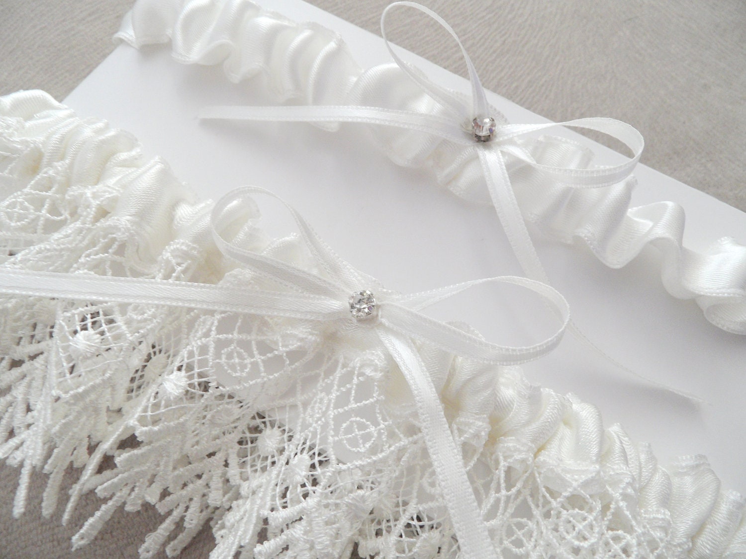 garter set,  wedding garters, bridal garters, lace garters, bride, wedding accessory, ivory garters,