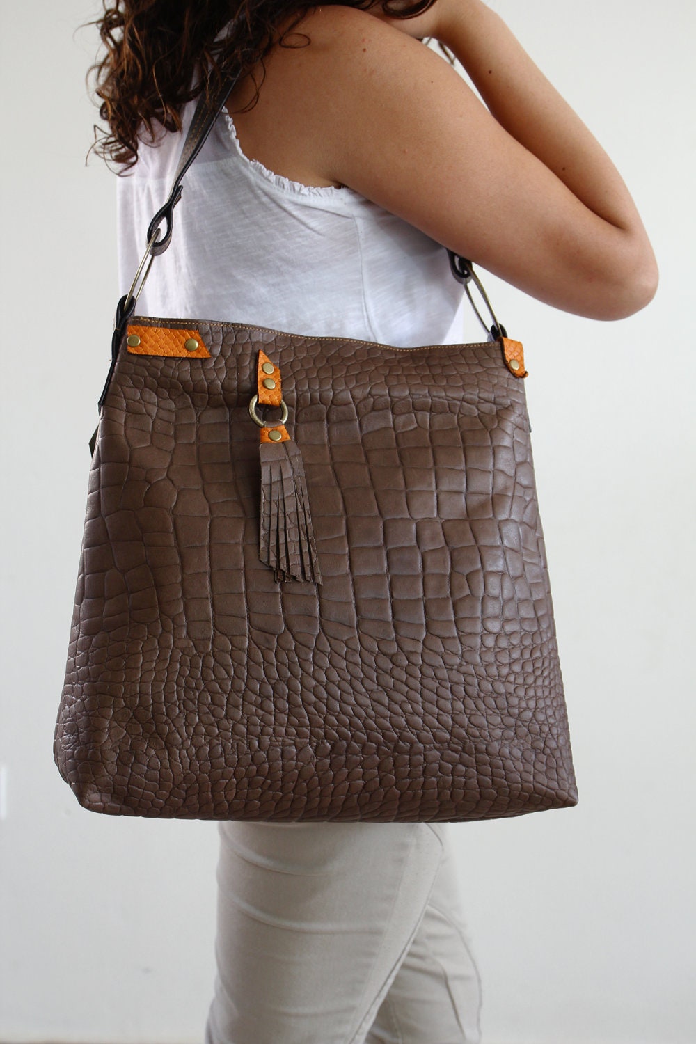 Women leather bag , tote bag, brown color, messenger bag,brown color