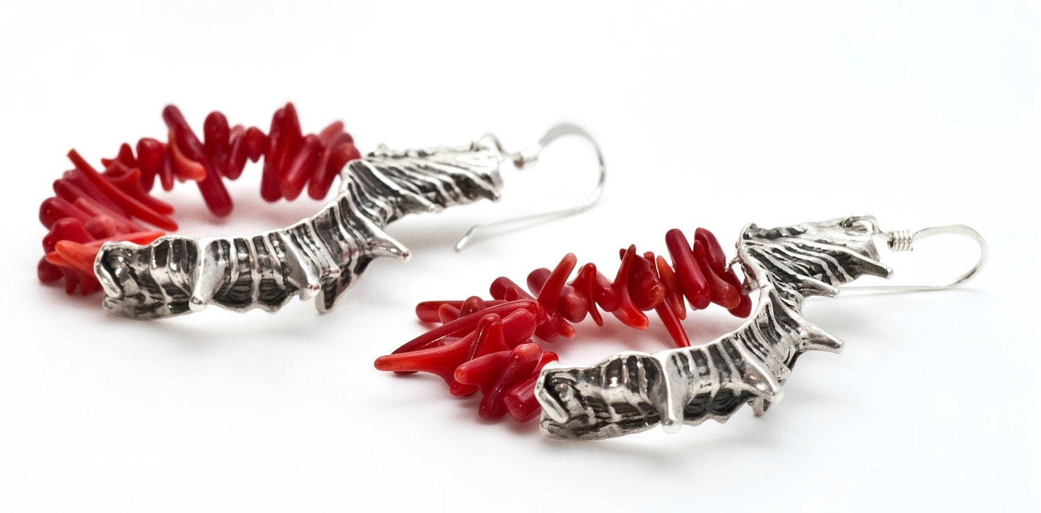 Dangle Red spike earrings - Silver red beaded earrings - Spike shell earrings - Dark red earrings - Edgy fashion earrings