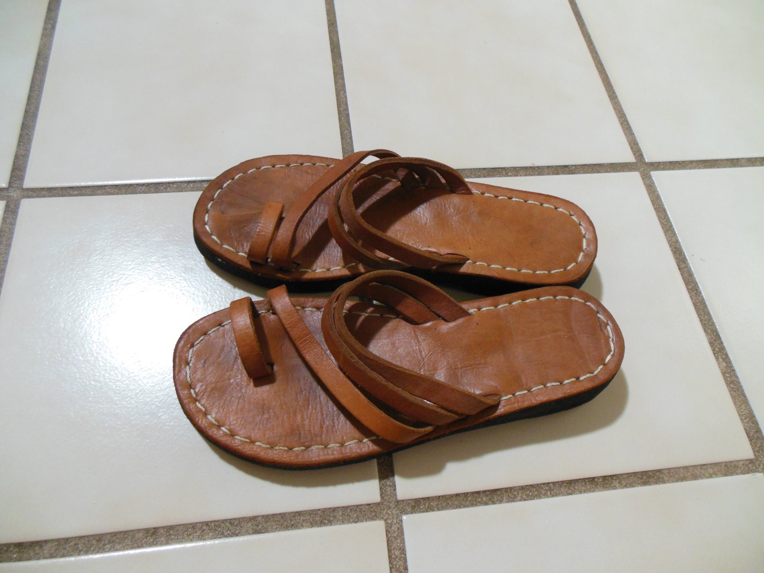 Handmade Leather SANDALS Woman's Size 5 - size 5.5 Hand stitched leather, Boho Hippie India Africa style toe loop slip on