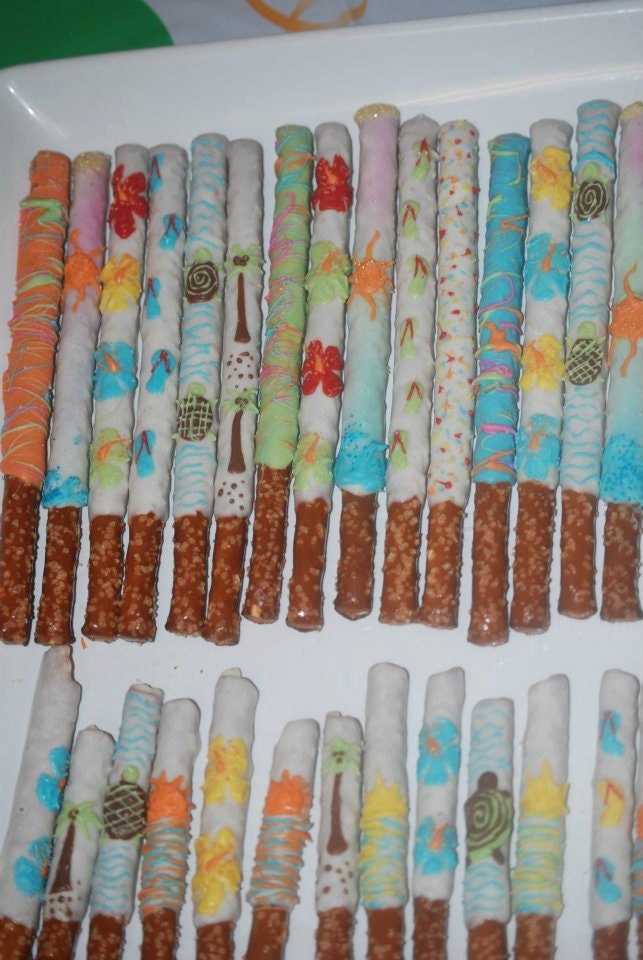 Hawaiian Theme Chocolate Covered Pretzels