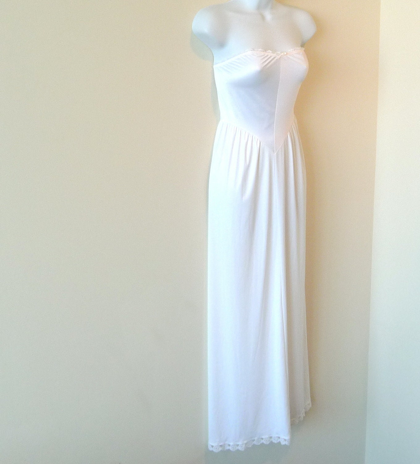 Size 32 - Romantic - Lace - Nightgown - Strapless - Strappy - Goddess - Grecian - Bride - Trousseau