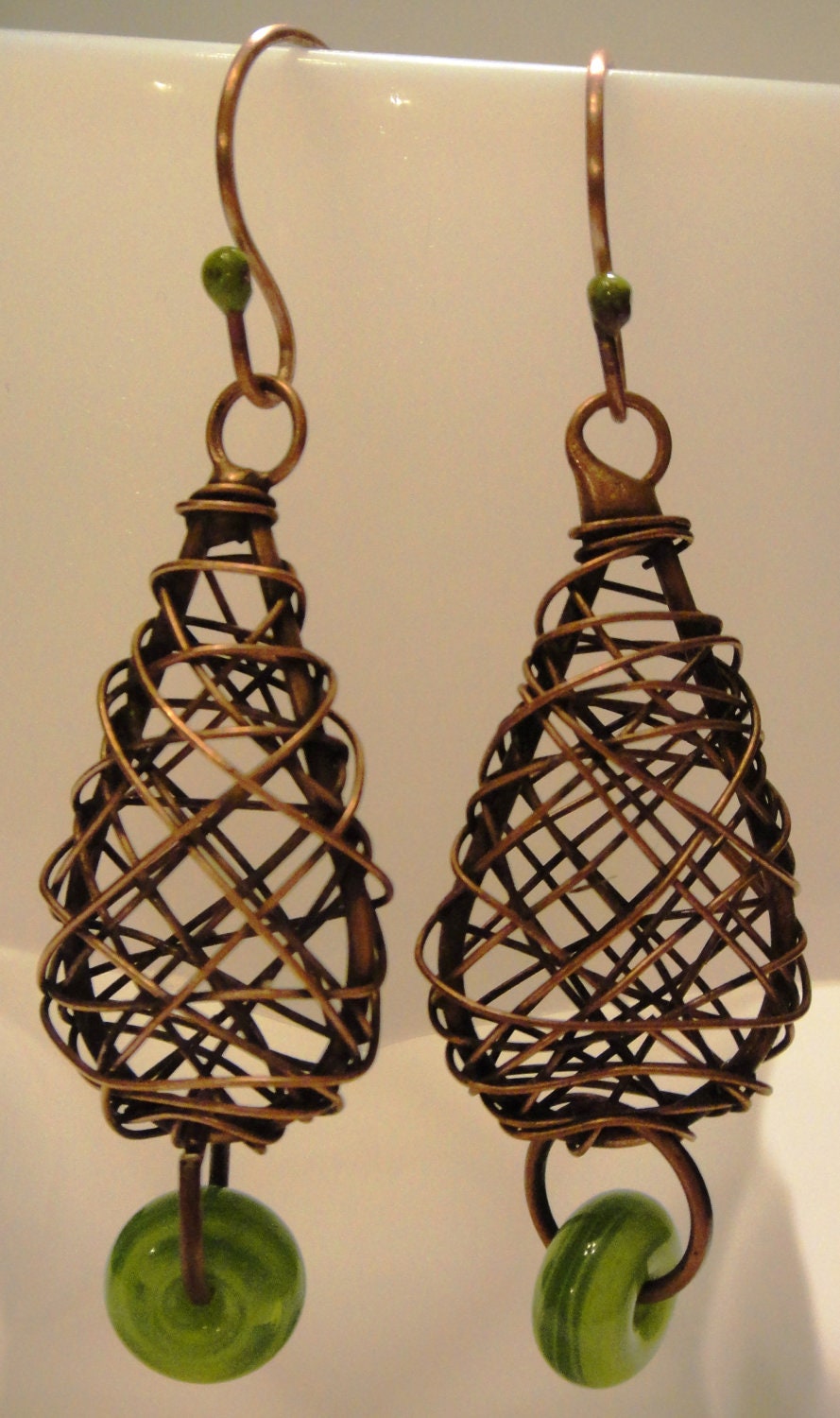 Nighthawk earrings inspired by Edward Hopper's Nighthawk painting