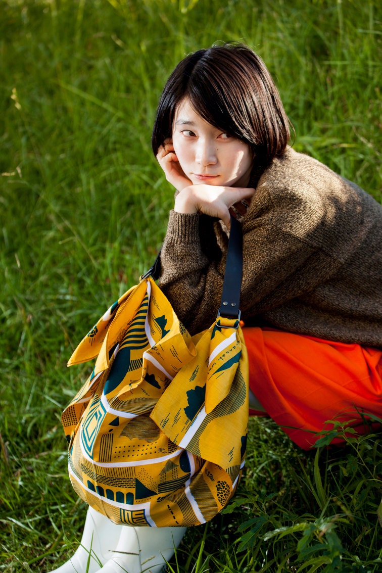 Maze Furoshiki Mustard & Black Leather Carry Strap Set