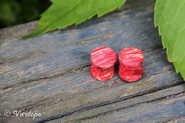 Wood Plugs / Van Gogh / Red / Wood & Acrylic / (9/16" - 11/16") (14-18 mm)