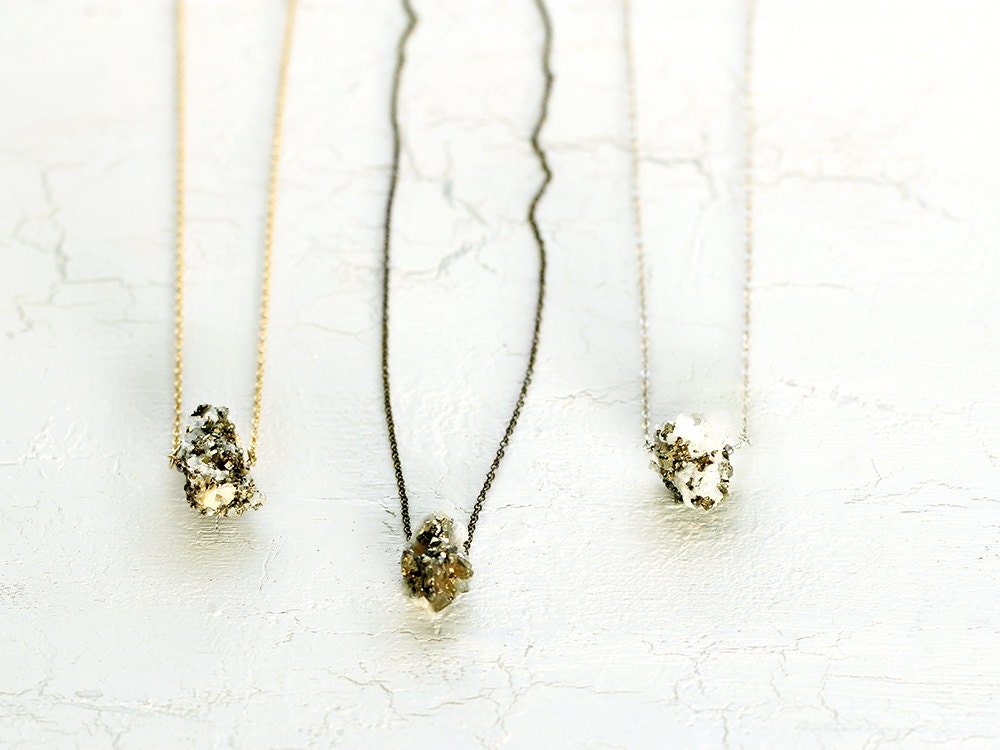 Druzy Necklace. Quartz and Pyrite Necklace / Raw Crystal Necklace. Minimalist Necklace. Druzy Jewelry / Druzy Pendant