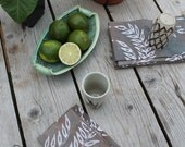 six wheat napkins