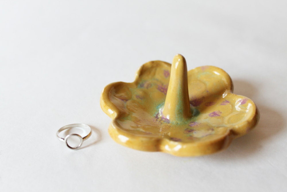 Ring Catcher - Glazed in Harvest Yellow